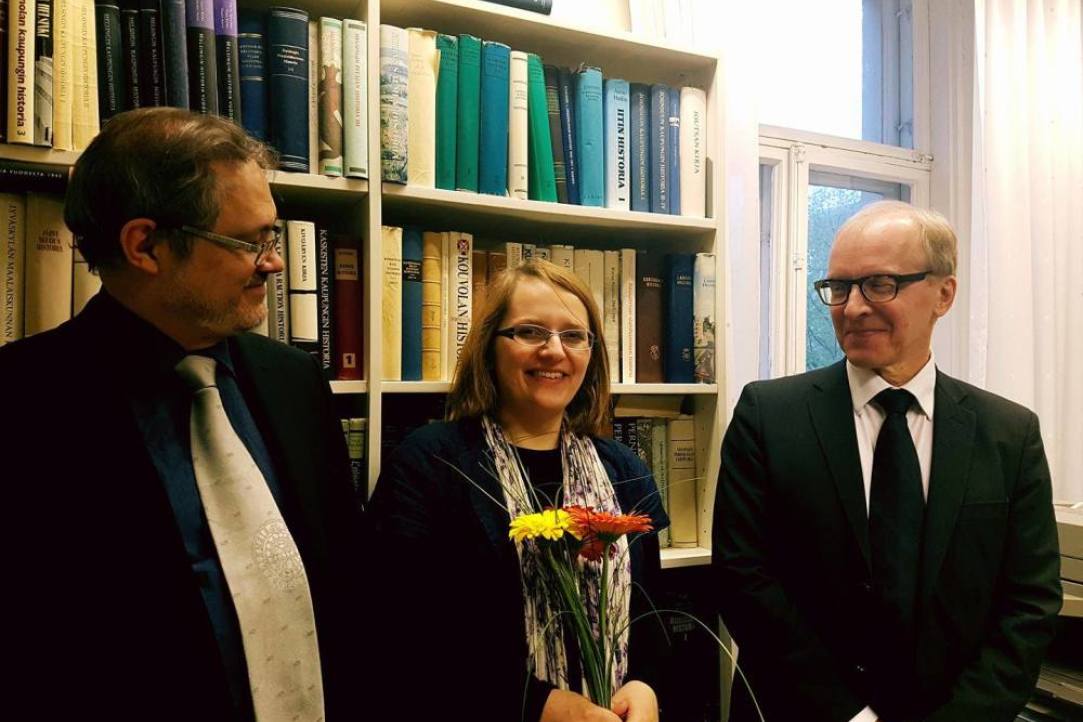 Elena Kochetkova has successfully defended her PhD in history
