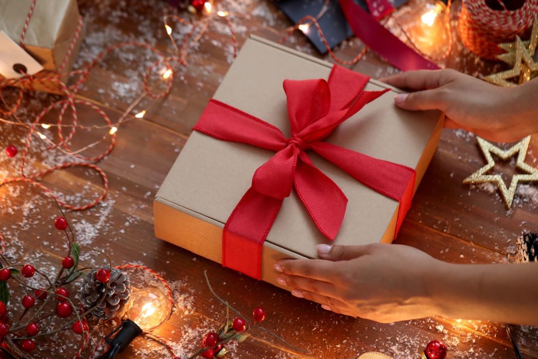 New Year Is The Time For Gifts – News – HSE Illuminated – HSE University