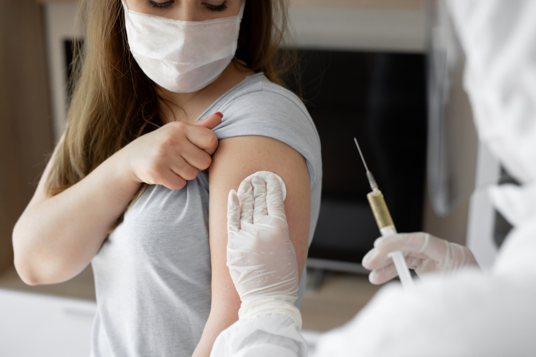 «Вакцинация — важный шаг по направлению к нормализации нашего быта»