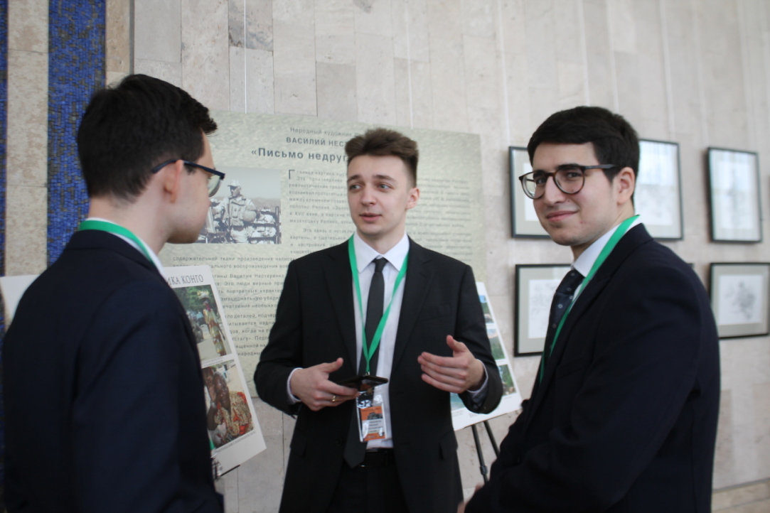 Mir Ali Askerov (on the right) and Mikhail Grechishnikov, the programme graduates