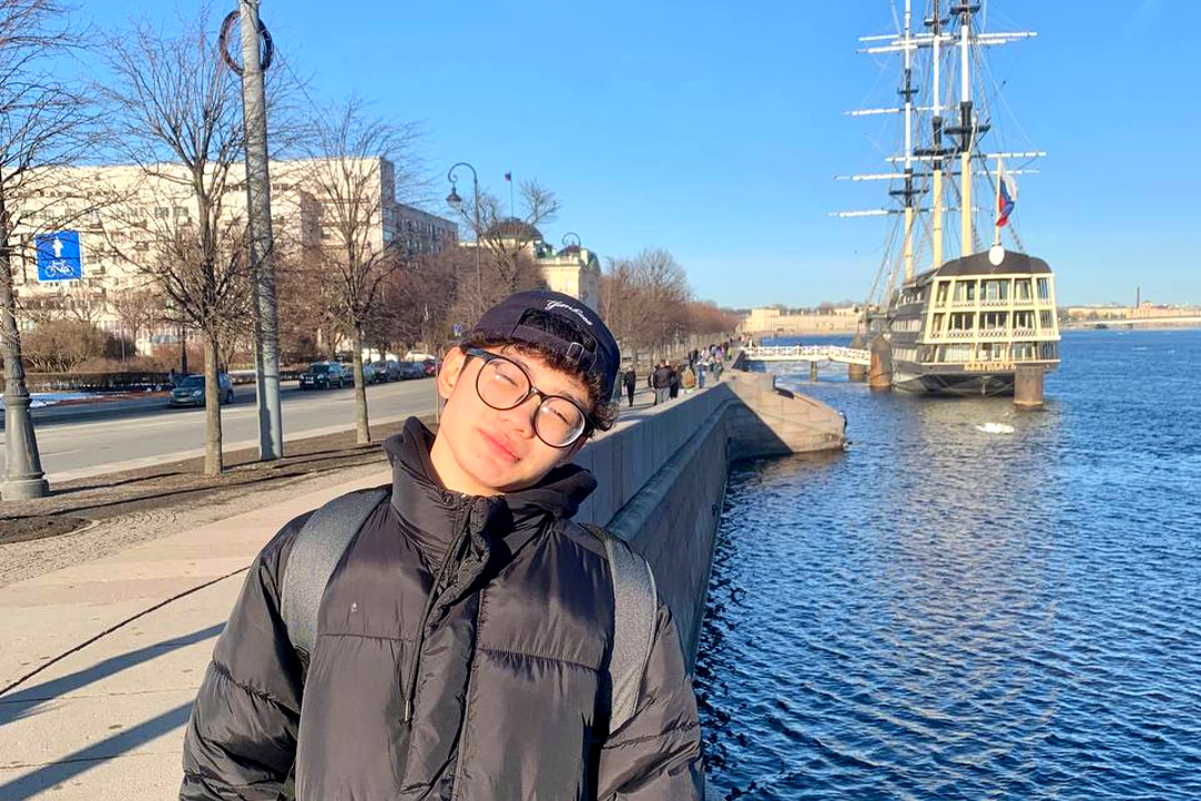 ‘Everyone is Energetic and Dedicated!’—A Vietnamese Exchange Student&apos;s View of HSE University-St Petersburg