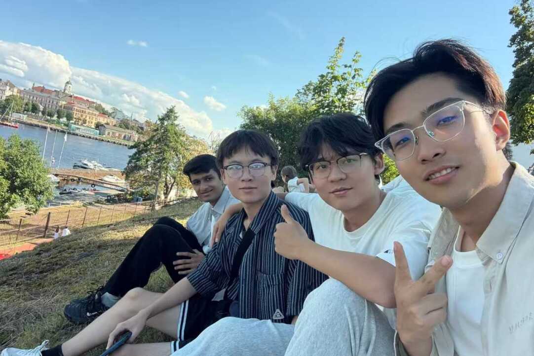 Illustration for news: HSE University-St Petersburg Holds Summer Intensive Course on Finance for Students from Five Countries