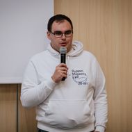 Максим Слюсаренко, руководитель службы разработки возвратного потока и управления поставками в «Яндекс Маркете»